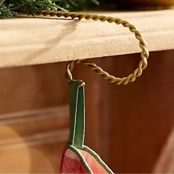 Anthropologie Other - Anthropologie Terrain Twisted Brass Stocking Holders Set Of 4 NEW
